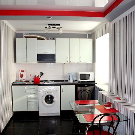 Apartment on Bohoiavlenskyi Avenue Mykolaiv Dış mekan fotoğraf