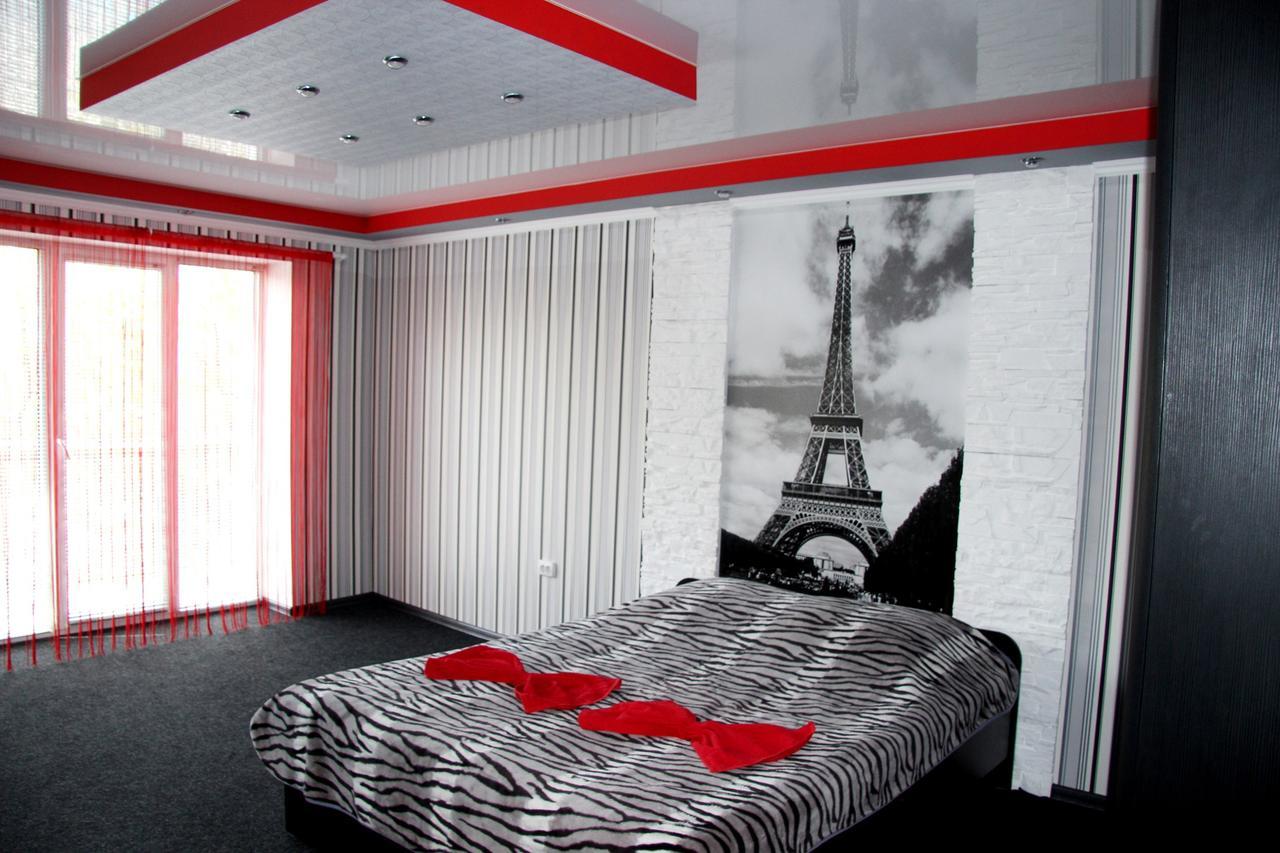 Apartment on Bohoiavlenskyi Avenue Mykolaiv Dış mekan fotoğraf